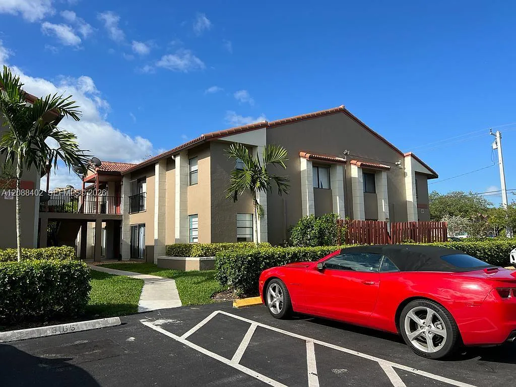 Coral Springs Villas Cond — Photo 1