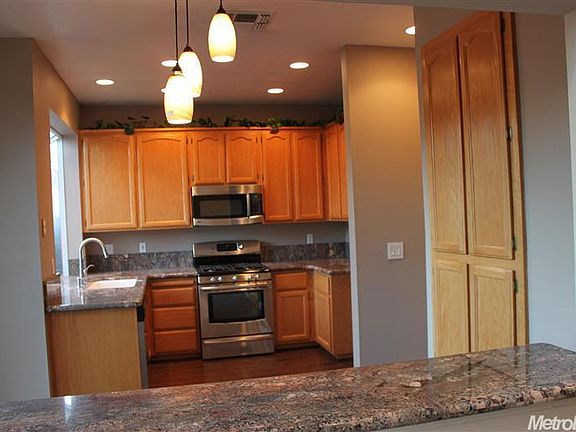 5th image of 8219 Heritage Meadow Ln