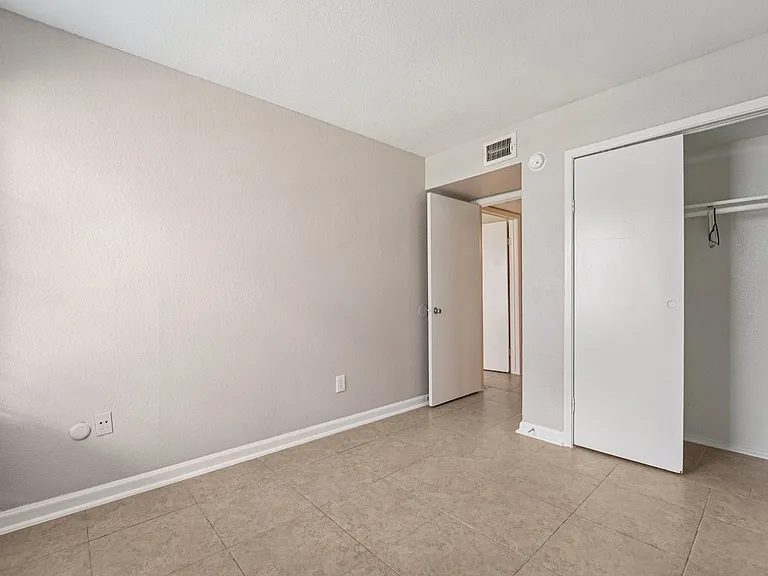 Crosby at Westchase Apartments — Photo 69