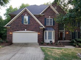 813 Scotty Ct, Cramerton, NC 28032