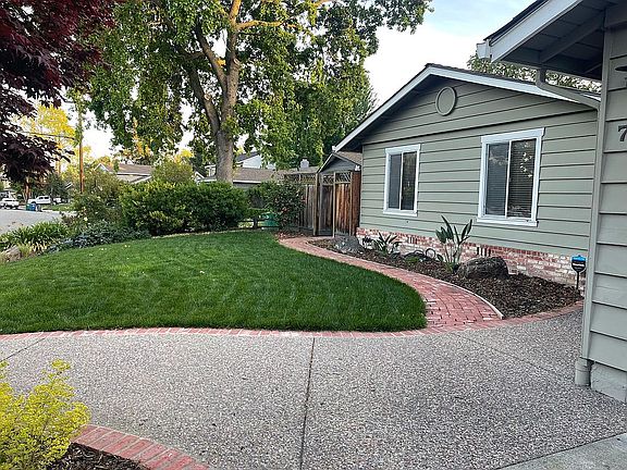 4th image of 7477 Inverness St