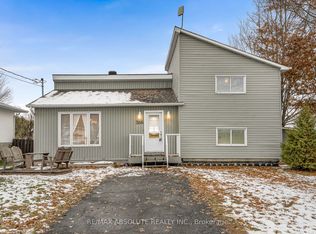 366 Charron St, Clarence Rockland, ON K4K 1B2