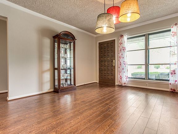 4th image of 3446 Caracas Dr