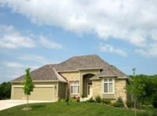 1517 Burning Tree Ct, Lawrence, KS 66047