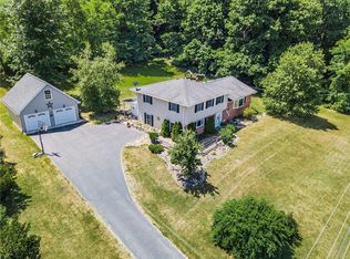 5357 Fox Rd, Farmington, NY 14425