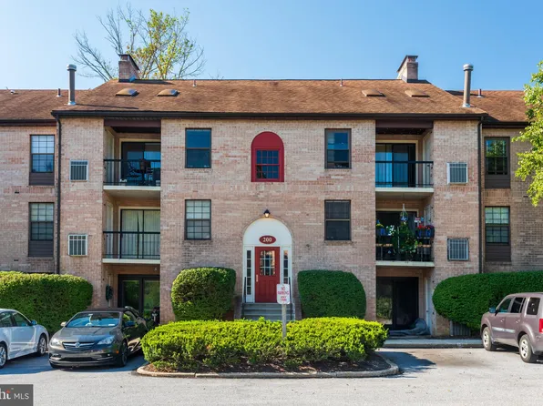 223 Washington Pl #23, Wayne, PA 19087