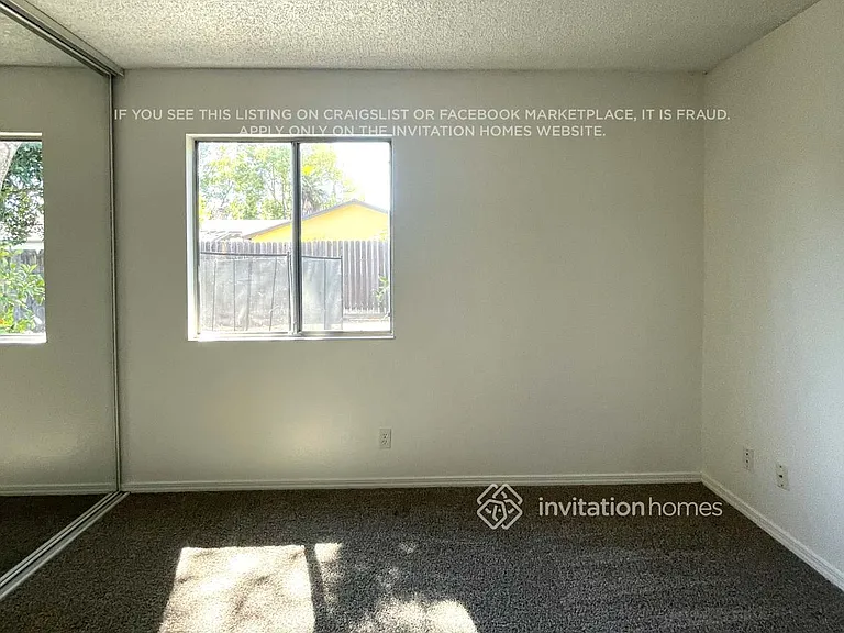 106 Brockton Ct — Photo 8
