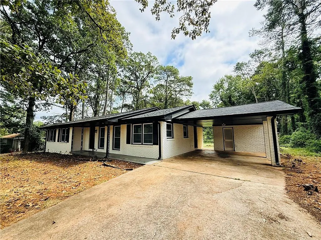 3 bed, 2.0 bath, 1500 sqft, $2,500 — Photo 2
