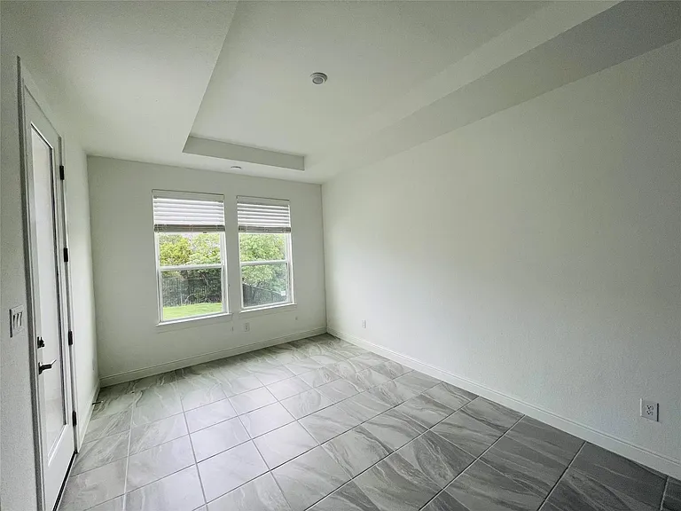 1228 Brasano Pl — Photo 7