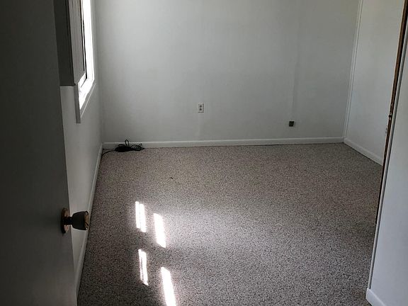 Basement bedroom