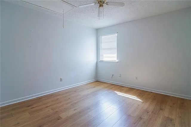 56 Brandon Hall Dr #C — Photo 16