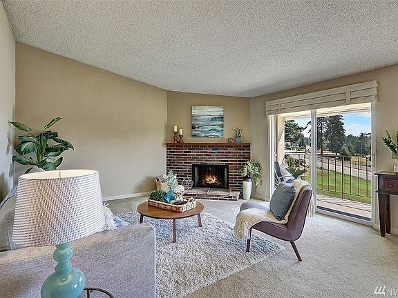 5th image of 23301 Lakeview Dr