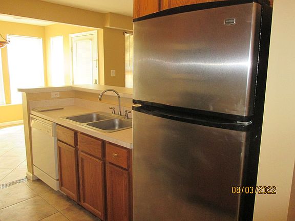 5th image of 7528 Coxton Ct #D