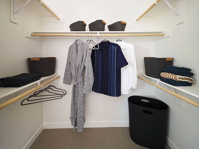Walk-in Closets