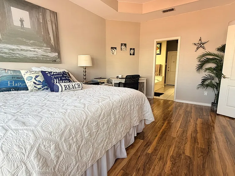 13806 Primavera Dr — Photo 25