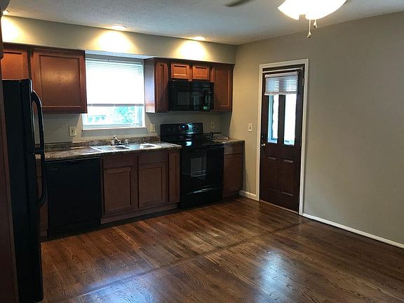 4th image of 3420 Alta Vista Ave
