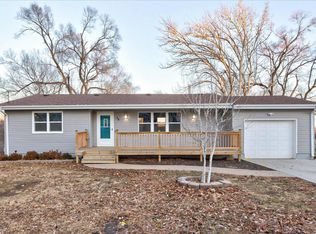 34 E Ridge Dr, Council Bluffs, IA 51503