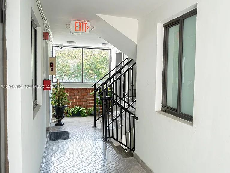 810 Salzedo St #15 — Photo 29