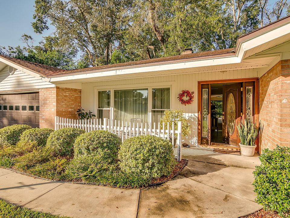 1st image of 2836 River Oak Dr