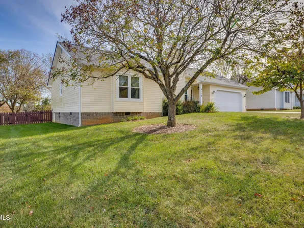 4116 Bradford Ln, Johnson City, TN 37601