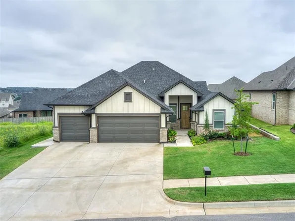 6108 Allen Scott Ln, Edmond, OK 73034
