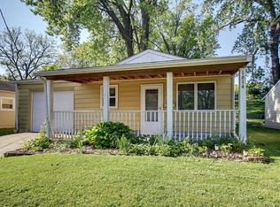 1614 Van Buren St, Quincy, IL 62301