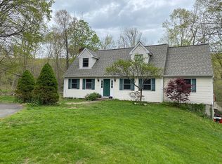 17 Plaster House Rd, Southbury, CT 06488