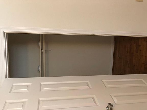 4th image of 7815 Livingston St