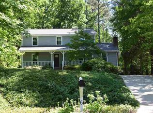 6 Tupelo Ln, Chapel Hill, NC 27514