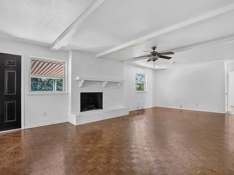 1024 Washington St — Photo 13