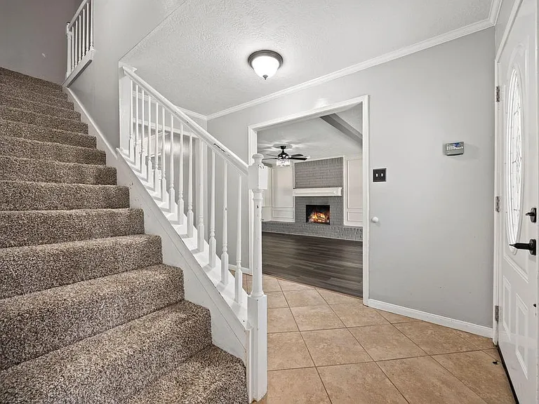 8407 Barmby Ct — Photo 16