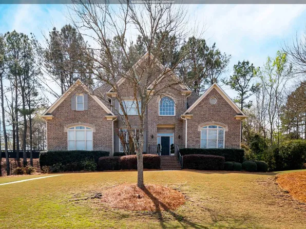 533 Lake Colony Dr, Vestavia, AL 35242