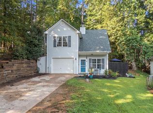 8715 Century Trl, Gainesville, GA 30506