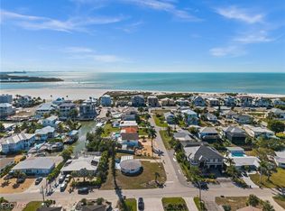 190 Tarpon Rd, Fort Myers Beach, FL 33931