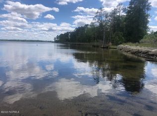 11 1st St #1-S, Aurora, NC 27806