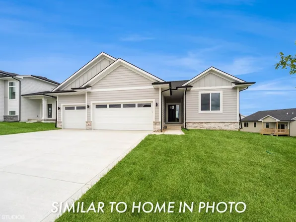 2715 NW 27th St, Ankeny, IA 50023