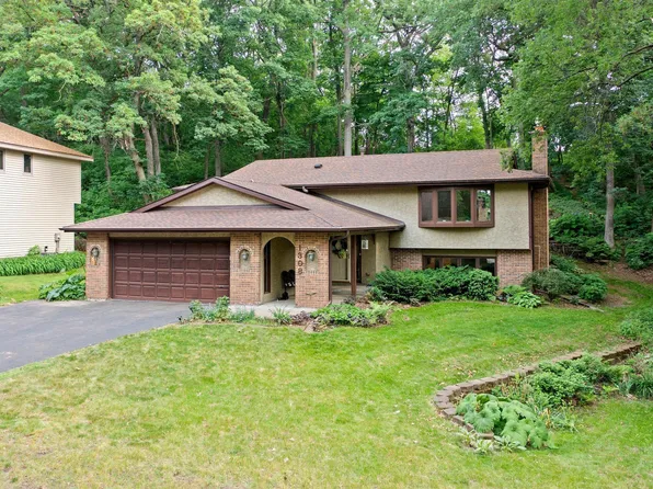 1308 Dunberry Ln, Eagan, MN 55123