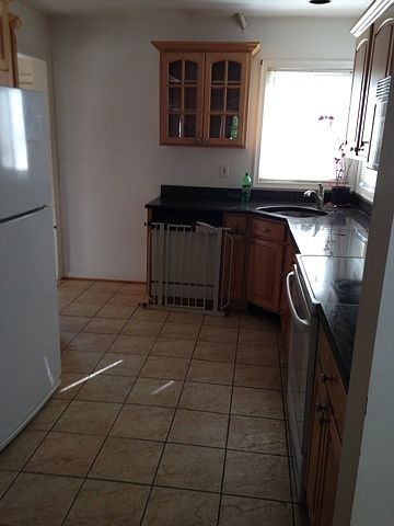 2nd image of 6830 Whitby St