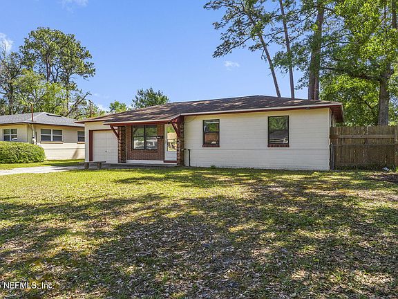 2nd image of 10235 SWARTHMORE Drive