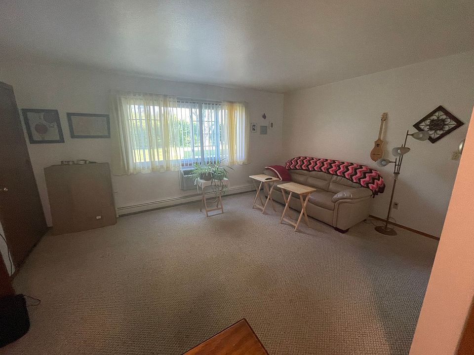 S352 W155N11352 Sylvan Cir Germantown WI Zillow