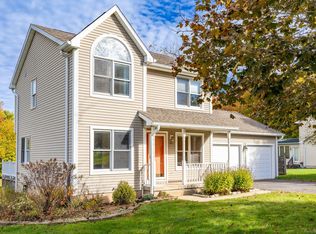 43 Walek Farms Rd, Manchester, CT 06040