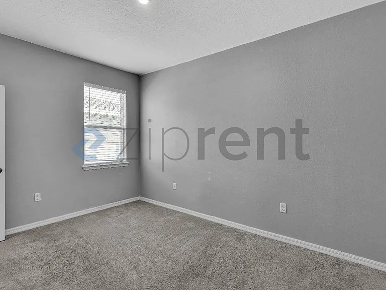 1105 Fig St — Photo 10