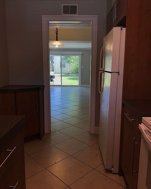 1st image of 7609 La Mesita Ct
