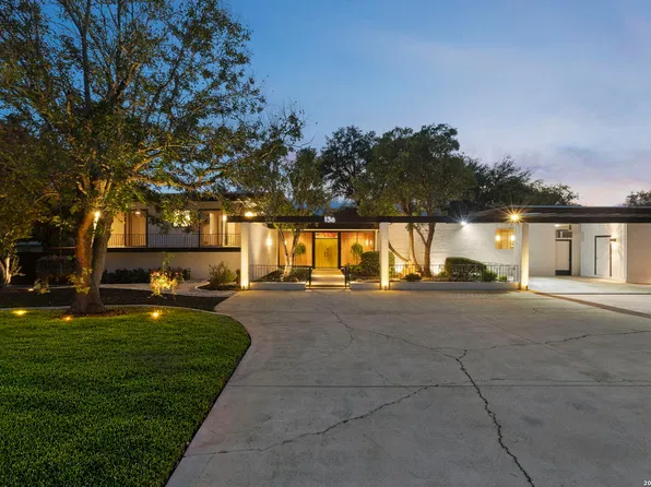 136 Honeysuckle Ln., Castle Hills, TX 78213