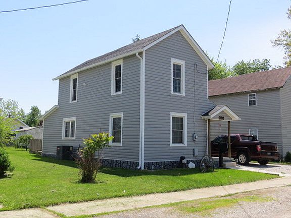 4th image of 556 Toledo Ave