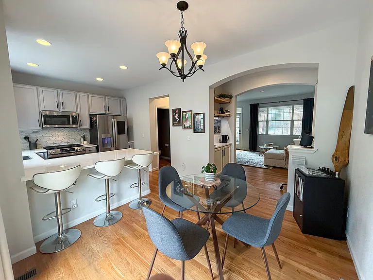 7452 7th Ave #17 — Photo 8
