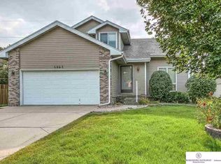5863 S 115th Cir, Omaha, NE 68137