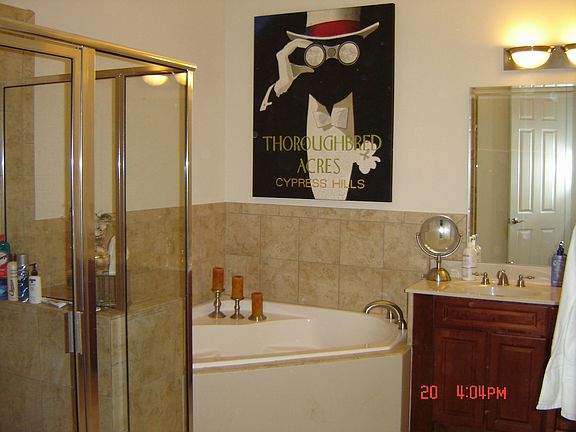 5th image of 1209 E Washington St Unit 405