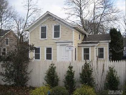 1st image of 607 Montauk Hwy