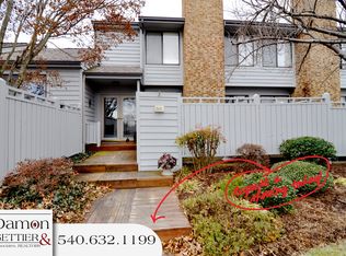 2431 S Clearing Rd, Salem, VA 24153